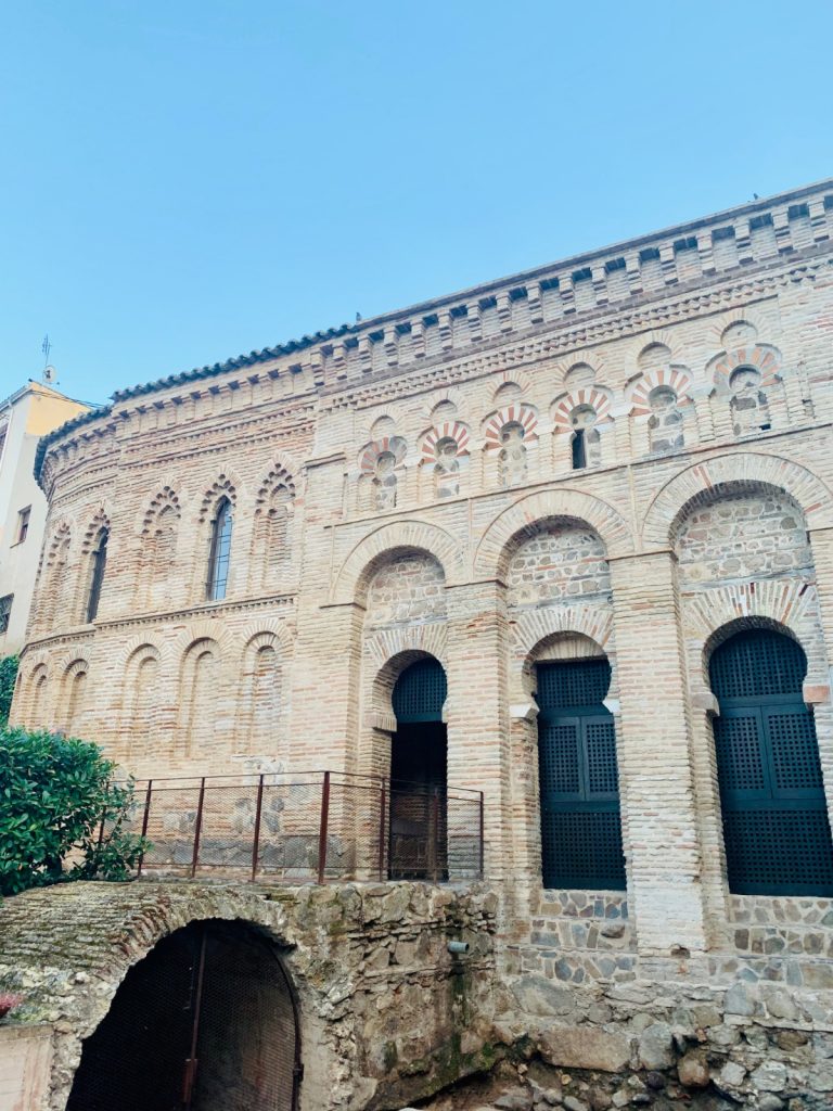 mešita Cristo de la Luz je dôkazom prítomnosti arabskej kultúry v Tolede