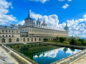 Escorial a zahrady a jazierko